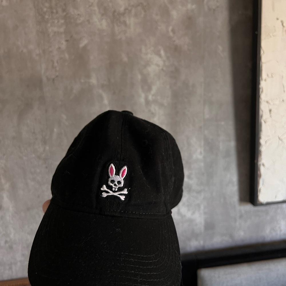 Black hat